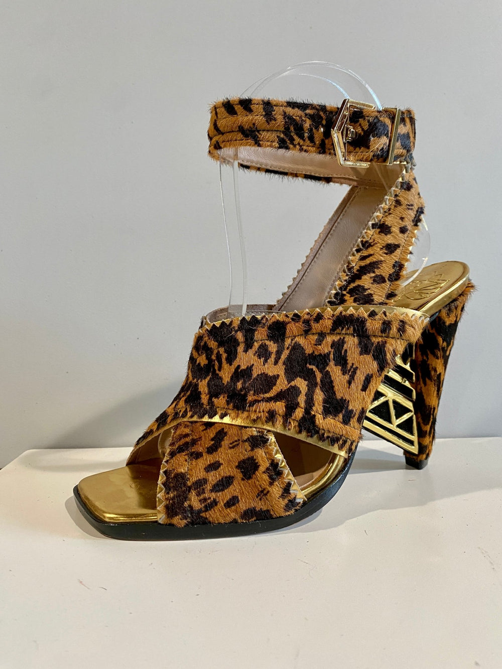 AUBREY - TIGER HAIR CALF SAMPLE 5.5/6 - FEMMES SANS PEUR -