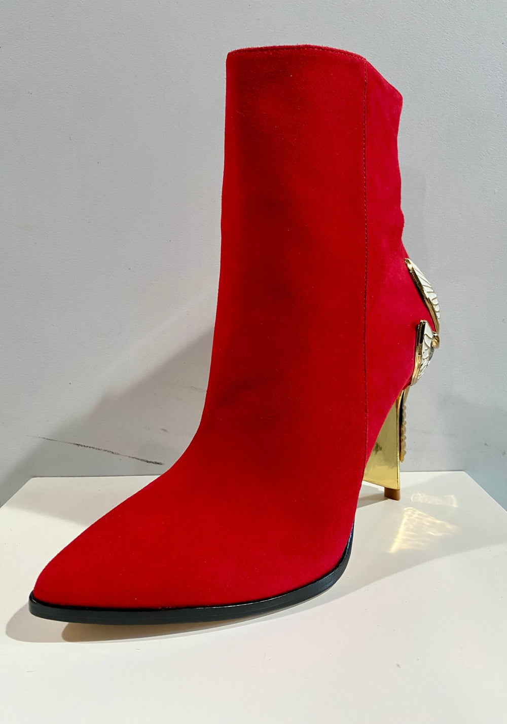 AURORA - RED SAMPLE 7.5 - FEMMES SANS PEUR -