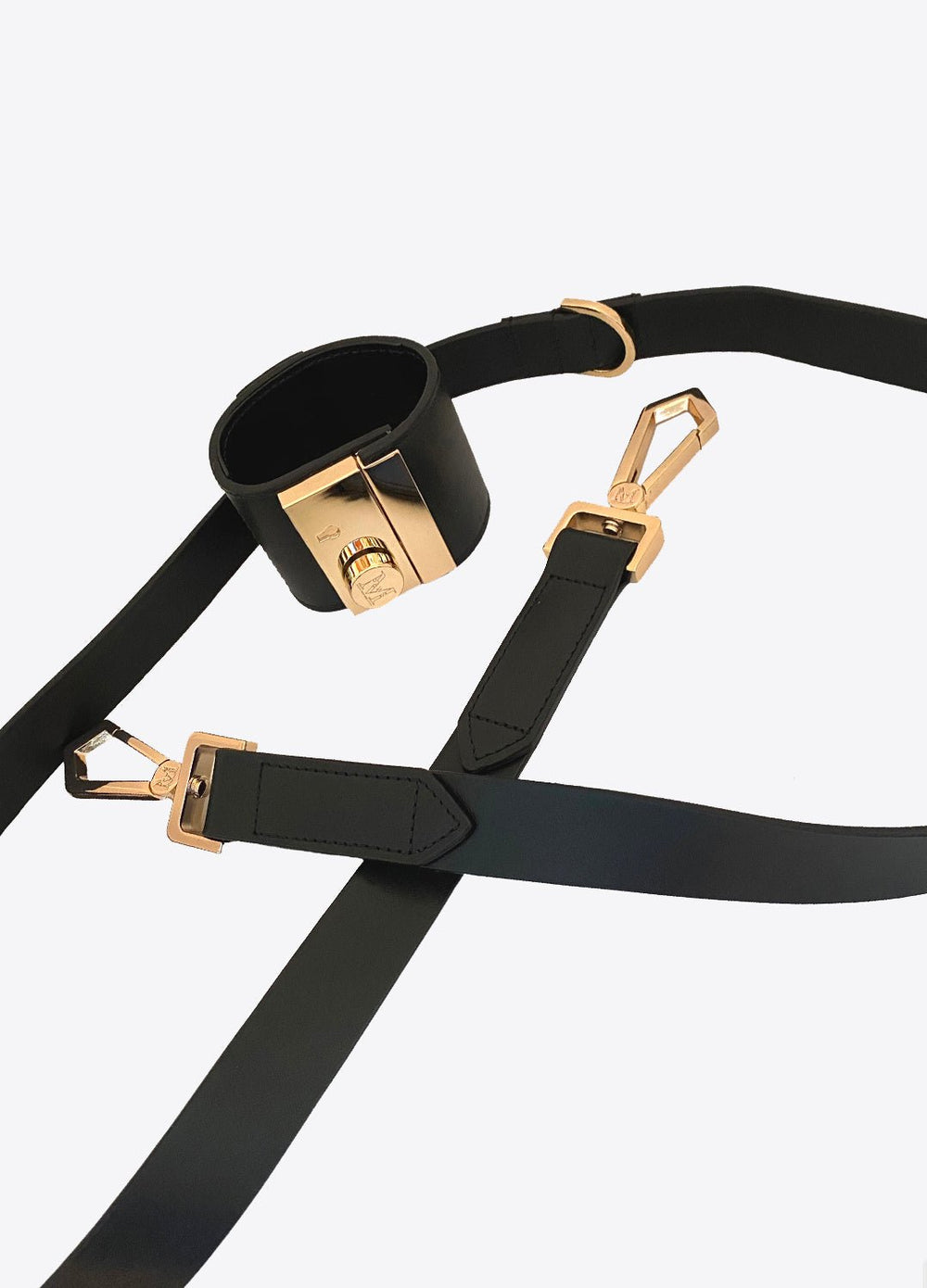 AVERY WRIST CUFF & LEASH SET - FEMMES SANS PEUR -